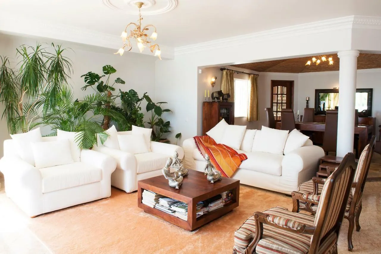 펜션 Villa Oliveira 알부페이라